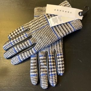 NWT Topshop touchscreen gloves new plaid blue and black size M/L